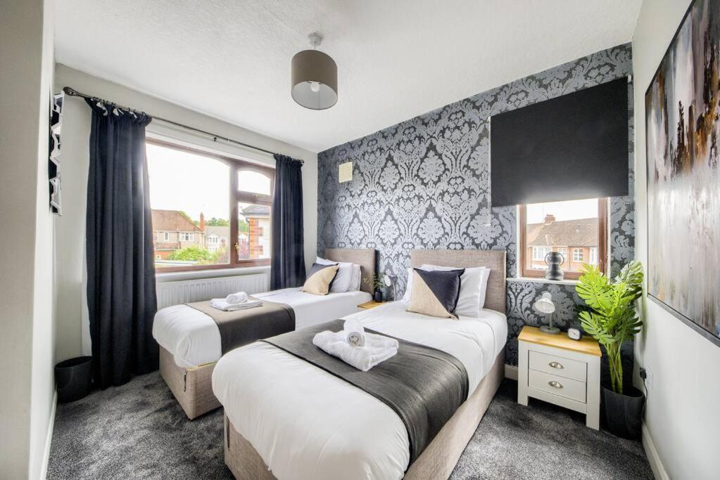 Low Rate - Coventry For 3 Bedroom House With Garden, Free Netflix And Unlimited Wi-Fi - Driveway Parking - Agc Extérieur photo